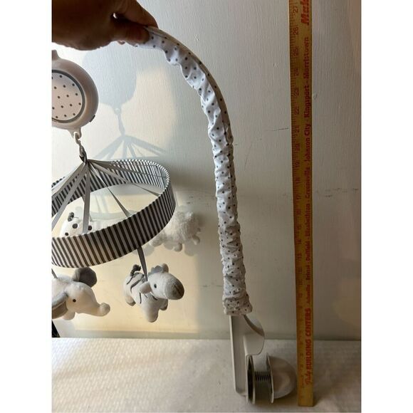 Infant crib mobile animals gray white stripes clips on musical - Picture 3 of 6